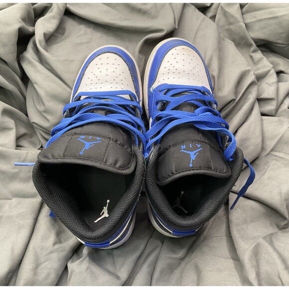 Air Jordan 1 Mid GS Royal /Black/White Size 4 Youth~New W/ Box~ - Picture 5 of 7